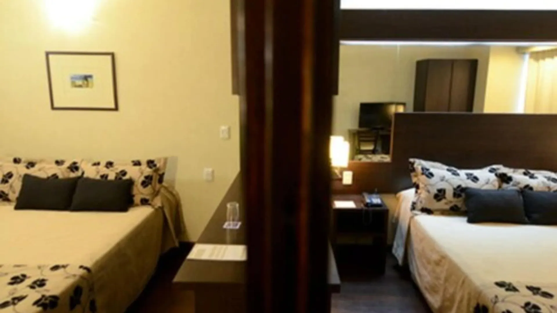 Hathor Hotels Mendoza グアイマレン